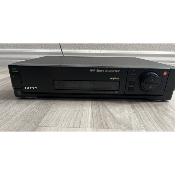 Sony SLV-750HF VCR FOR PARTS/REPAIR Only- Does Power On